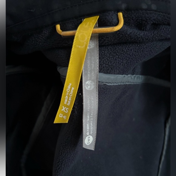 Lolë Windbreak Jacket - Picture 7 of 7